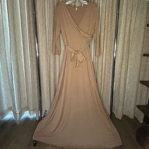 Mother Bee Maternity- X-Large Tan Wrap Maxi Dress w/ Belt